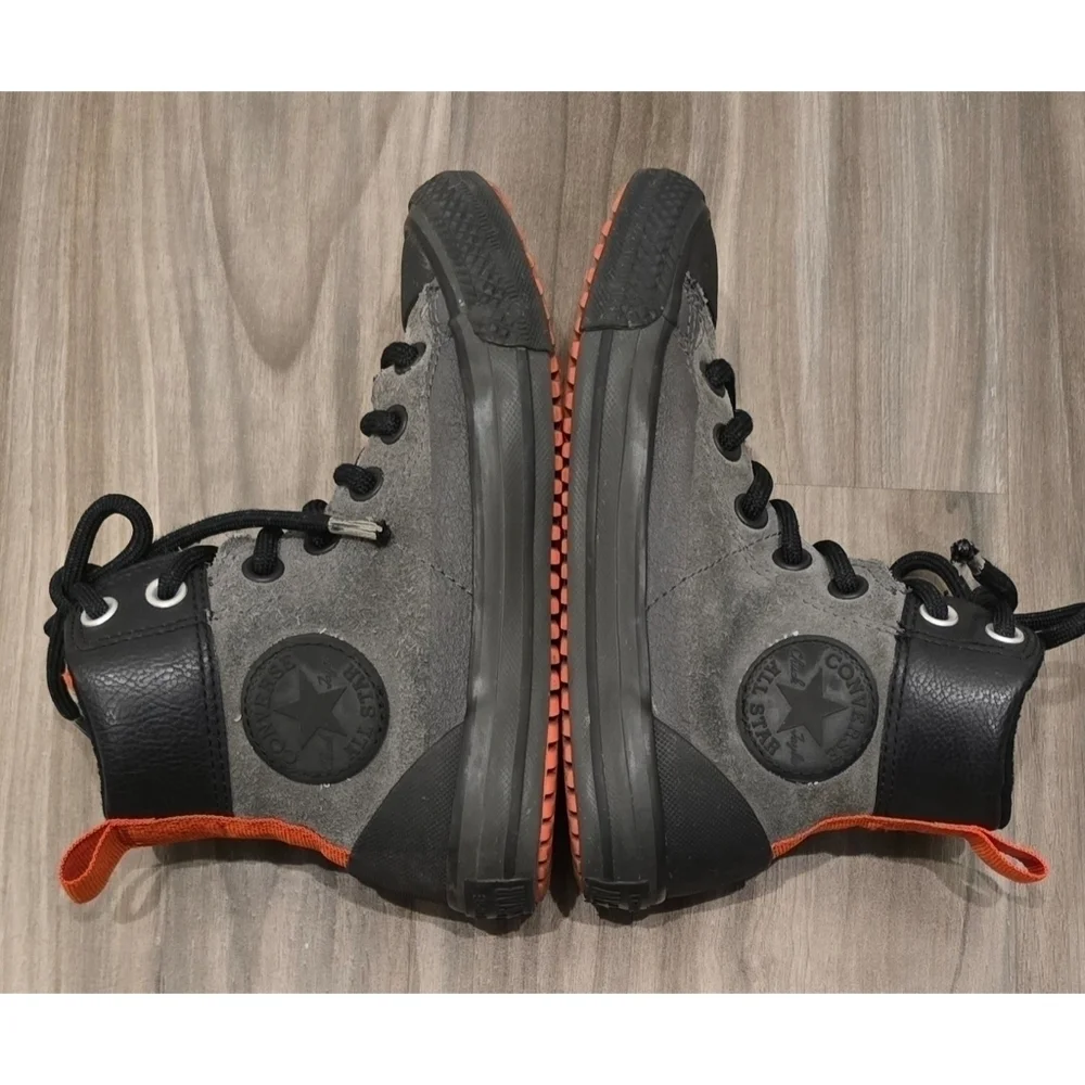 Boys Converse Chuck Taylor All Star Asphalt Leather Boots size 12.5